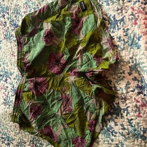 Patagonia women’s shorts. Ex. Condition. Wrinkled from being in storage